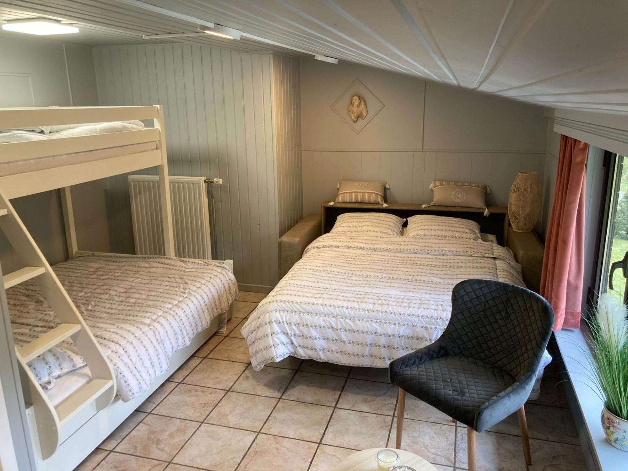 Le Vieux Pres Villa Bertrix Eksteriør bilde